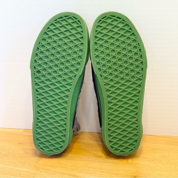 Size 5.5 VANS MARVEL The Avengers Captain America - Picture 8 of 8